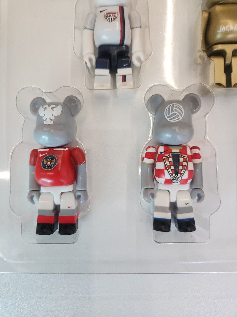 Bearbrick (JOGA BONITO)-2006년 독일 월드컵 개최기념(메디컴토이X나이키)
