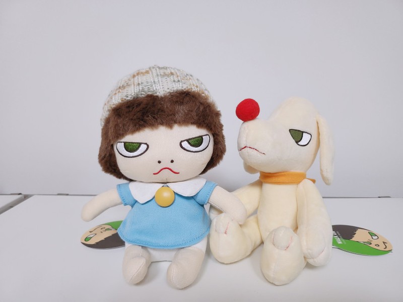 요시토모 나라 -Onnanoko Plush Doll
