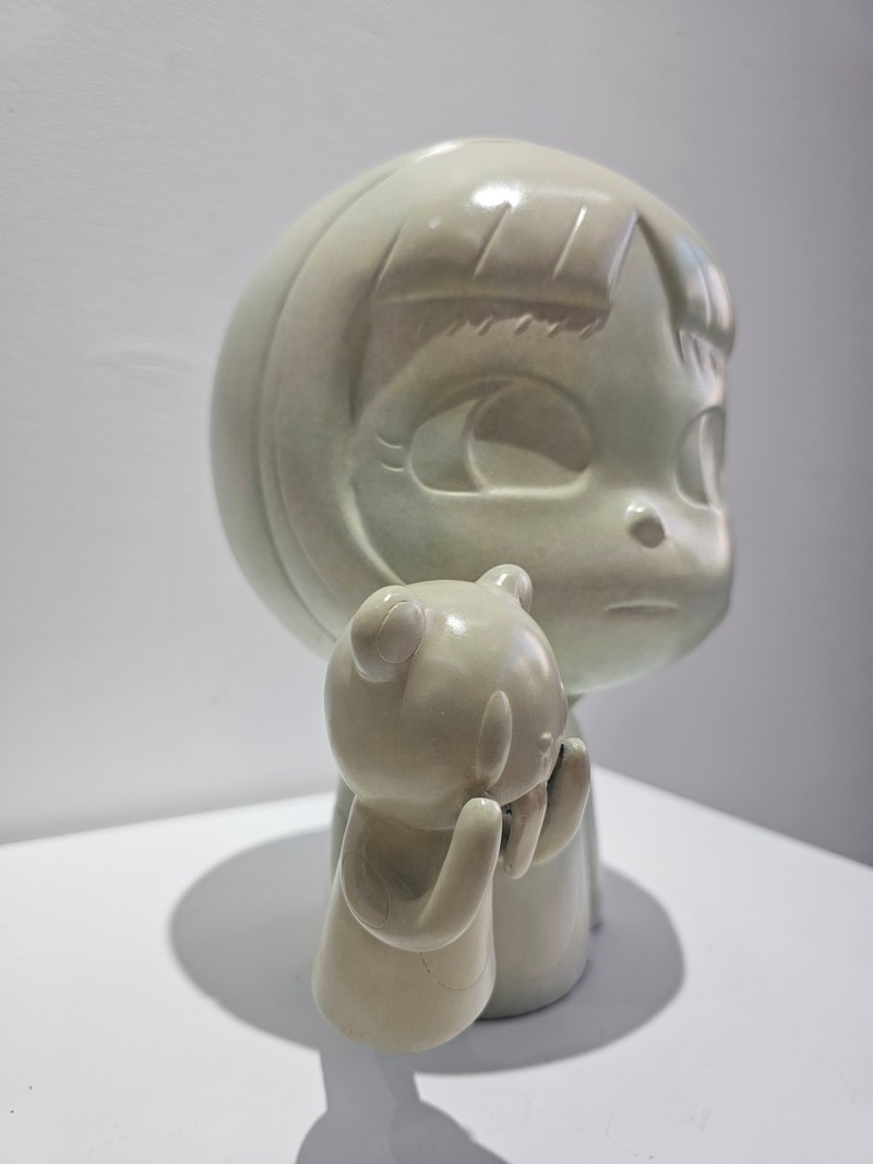 Pex (Pitakpong)-The Puppet (white)